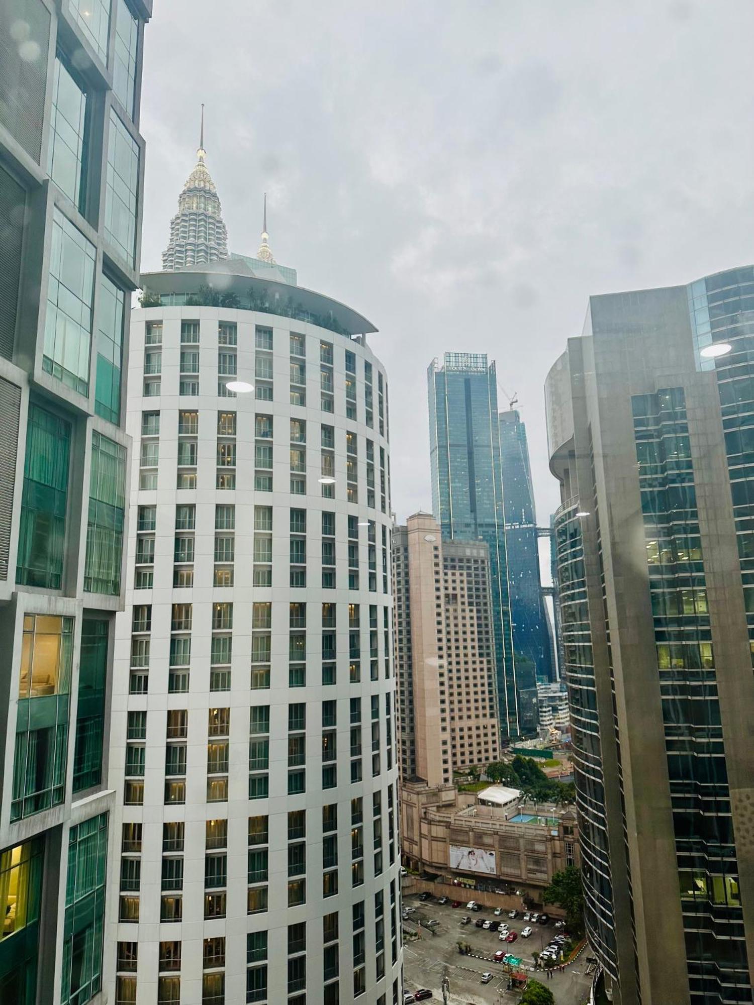 Soho Suites Klcc By Angel 吉隆坡 外观 照片